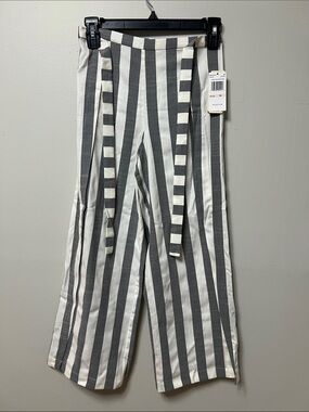 Striped Wide-Leg Kids‎ Pants in Gray and White Size 10